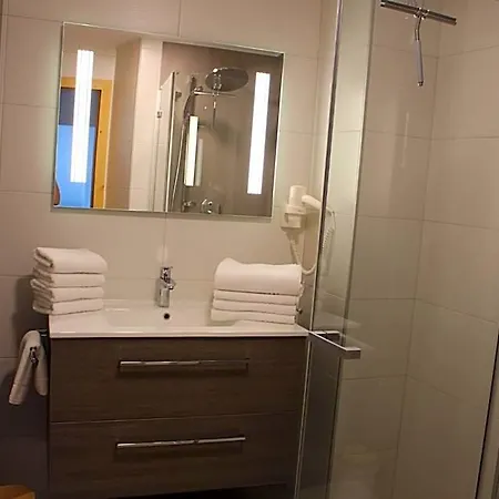 Hotel Alpen Zell Am Lend