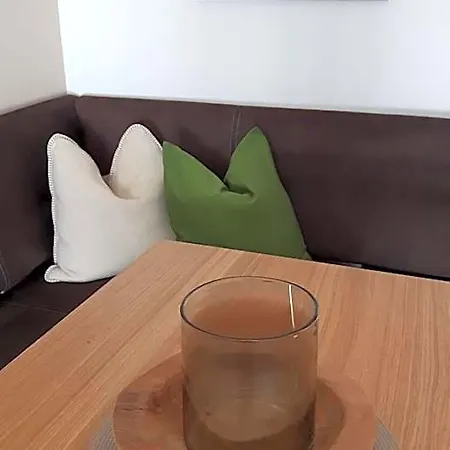 Hotel Alpen Zell Am