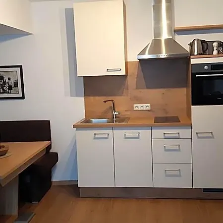 Hotel Alpen Zell Am Lend